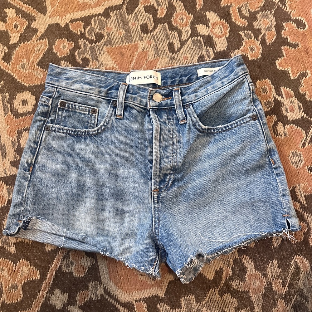 Denim Forum Shorts from Aritzia